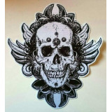 Parche textil CALAVERA PLUMAS  9cm x 9,5cm