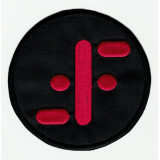 embroidery  patch  V  8cm 